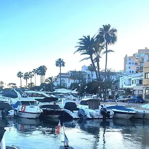 Casita Junto Al Mar En El Puerto De Cabopino Marbella